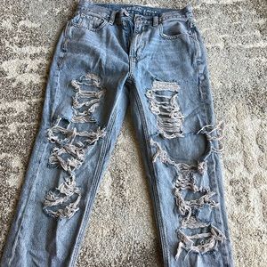 American eagle  jeans size and style 4 regular mom jeans